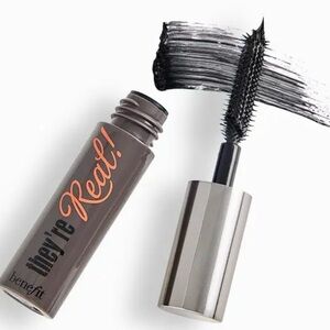 BENEFIT COSMETICS They're Real! Lengthening Mascara in Jet Black